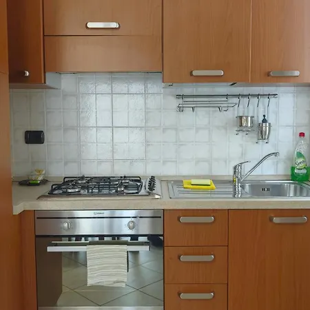 Hostdomus - La Casina Di Monica Διαμέρισμα