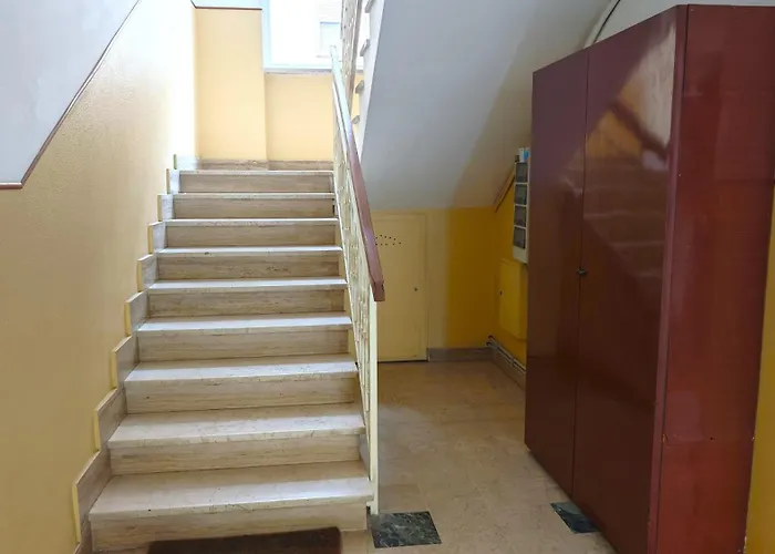 Hostdomus - La Casina Di Monica